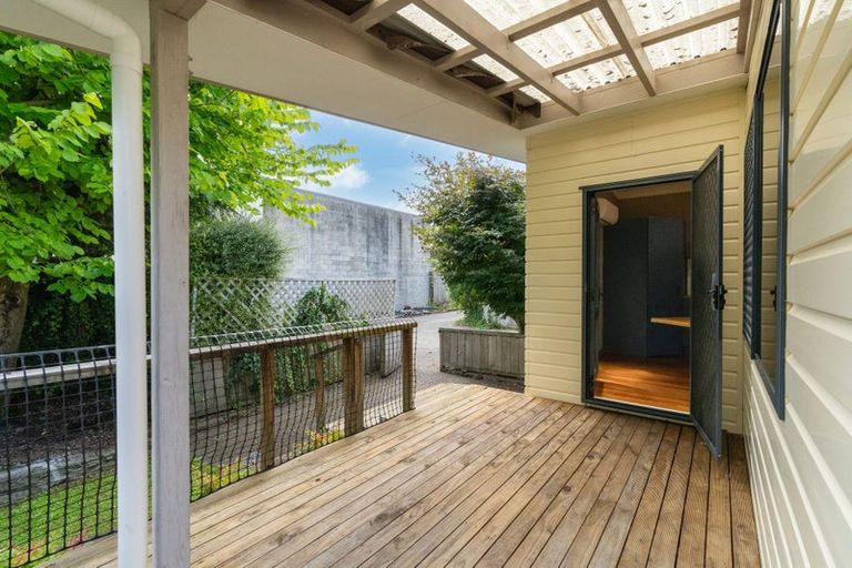 Photo of property in 18a Mckenzie Street, Levin, 5510