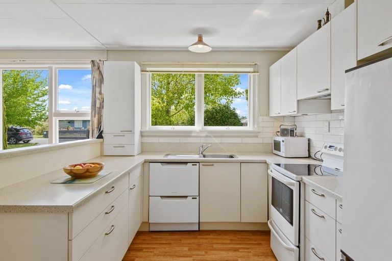 Photo of property in 13 Longden Street, Darfield, 7510