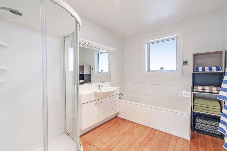 Photo of property in 25 Roydvale Avenue, Burnside, Christchurch, 8042