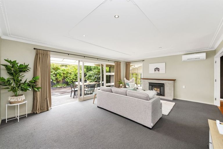 Photo of property in 17 Braithwaite Street, Ilam, Christchurch, 8041