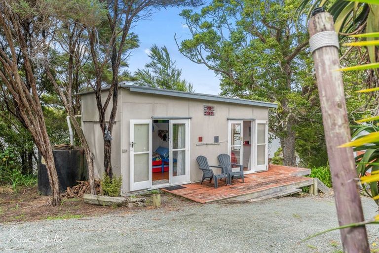 Photo of property in 429 Heatley Road, Whakapirau, Maungaturoto, 0583
