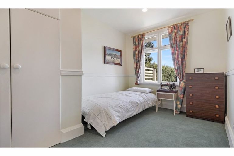 Photo of property in 4 Queen Street, Oxford, 7430