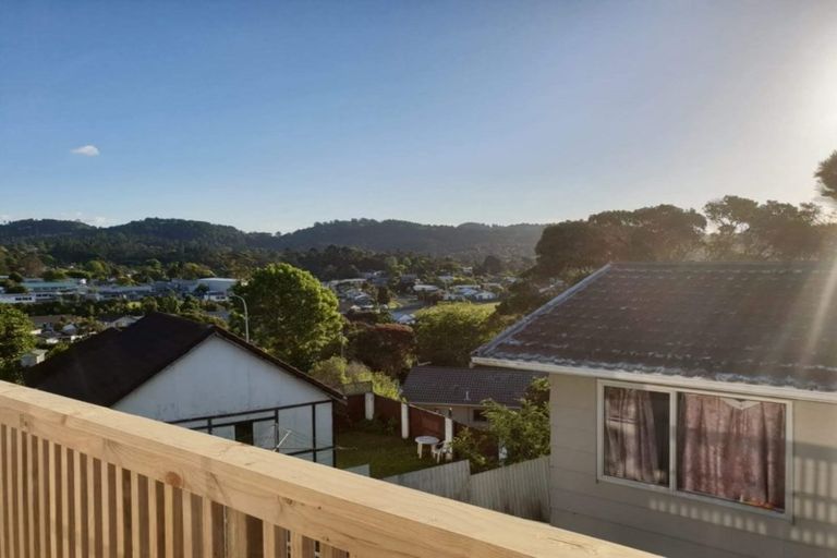 Photo of property in 2/84a Captain Scott Road, Glen Eden, Auckland, 0602