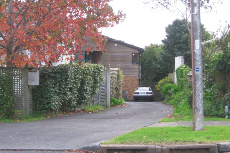 Photo of property in 2/75 Kowhai Road, Mairangi Bay, Auckland, 0630