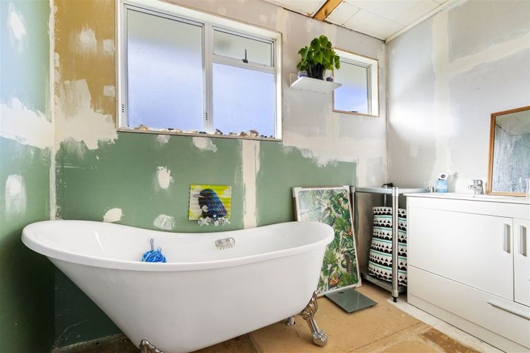 Photo of property in 42 Jillian Drive, Ranui, Auckland, 0612