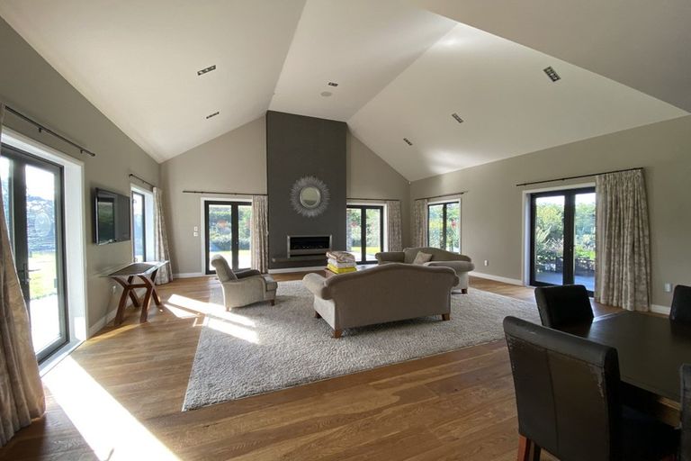 Photo of property in 127 Trigg Road, Kumeu, 0891