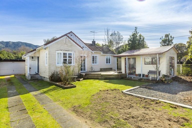 Photo of property in 7 York Avenue, Heretaunga, Upper Hutt, 5018