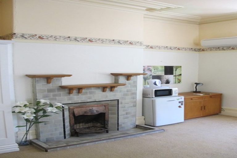 Photo of property in 12 Heriot Row, Dunedin Central, Dunedin, 9016