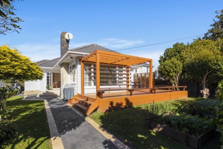 Photo of property in 734 High Street, Boulcott, Lower Hutt, 5010