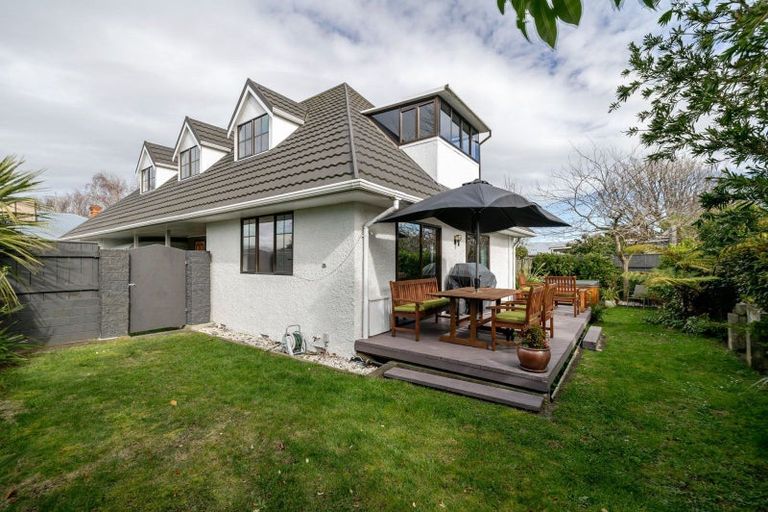 Photo of property in 8 Mcarthur Street, Terrace End, Palmerston North, 4410