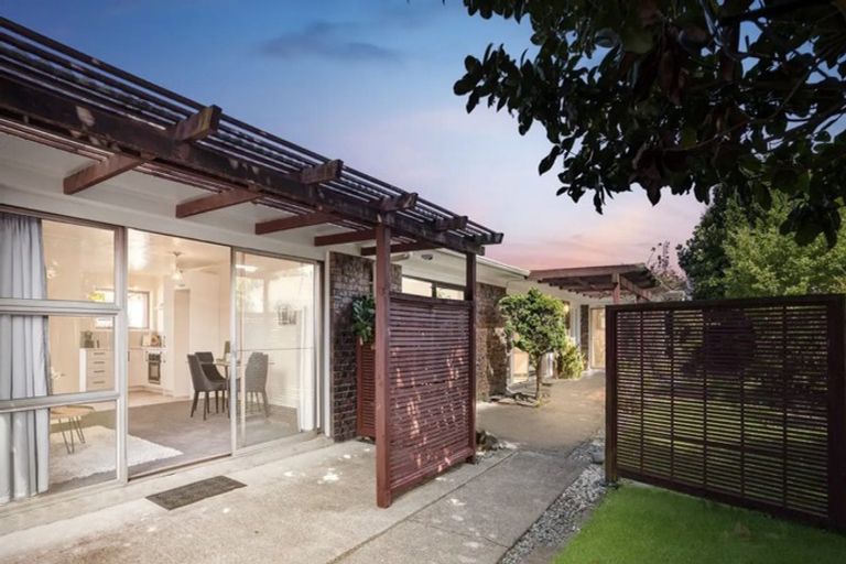 Photo of property in 39a Birdwood Avenue, Papatoetoe, Auckland, 2025