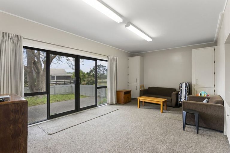 Photo of property in 48 Parkhurst Road, Helensville, 0874
