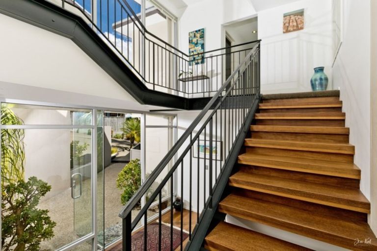 Photo of property in 54a Penzance Road, Mairangi Bay, Auckland, 0630