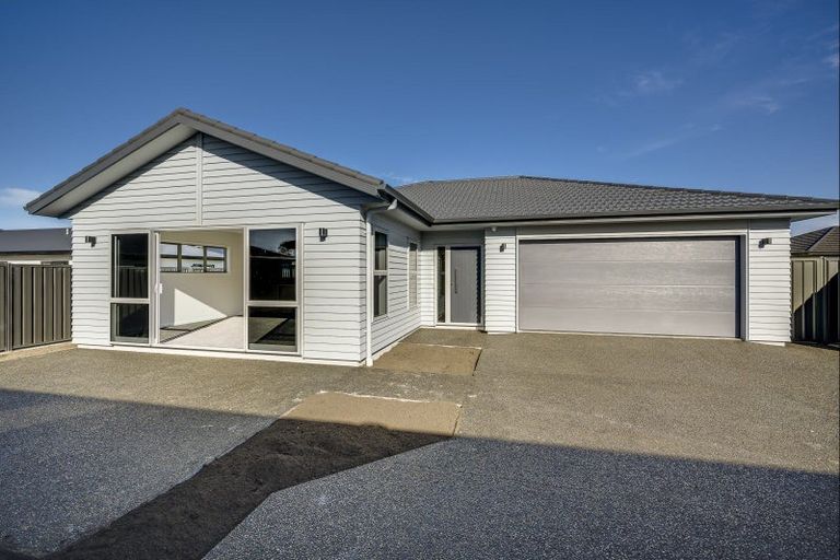 Photo of property in 94 Eriksen Road, Te Awa, Napier, 4110