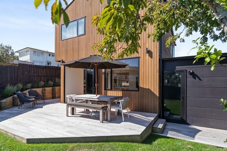 Photo of property in 51a Monarch Avenue, Hillcrest, Auckland, 0627