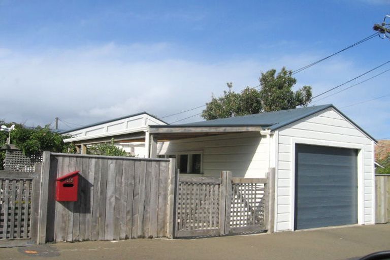 Photo of property in 59a-c Freyberg Street, Lyall Bay, Wellington, 6022