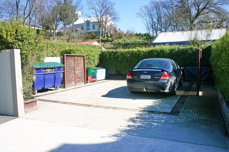 Photo of property in 21 Ross Place, Lawrence, 9532