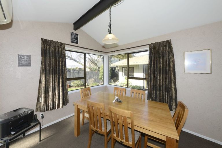 Photo of property in 448c Harewood Road, Harewood, Christchurch, 8051