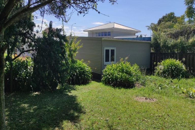 Photo of property in 138 Kitchener Road, Pukekohe, 2120