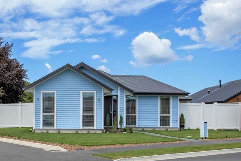 Photo of property in 25 Haughey Drive, Mairehau, Christchurch, 8052