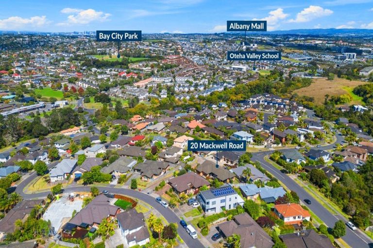 Photo of property in 20 Mackwell Road, Fairview Heights, Auckland, 0632