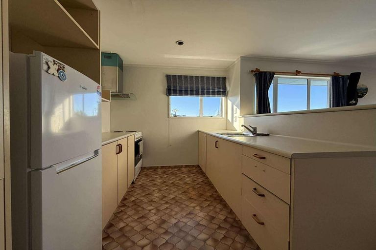 Photo of property in 11 Charleston Avenue, Boulcott, Lower Hutt, 5011