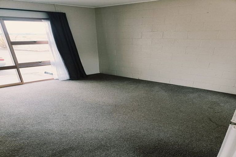 Photo of property in 1/382 Main Road North, Bay View, Napier, 4104