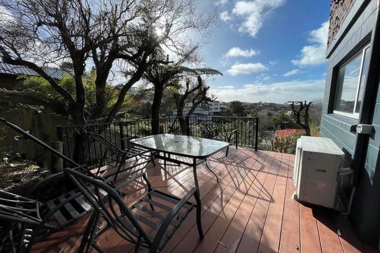 Photo of property in 1/431 East Coast Road, Mairangi Bay, Auckland, 0630