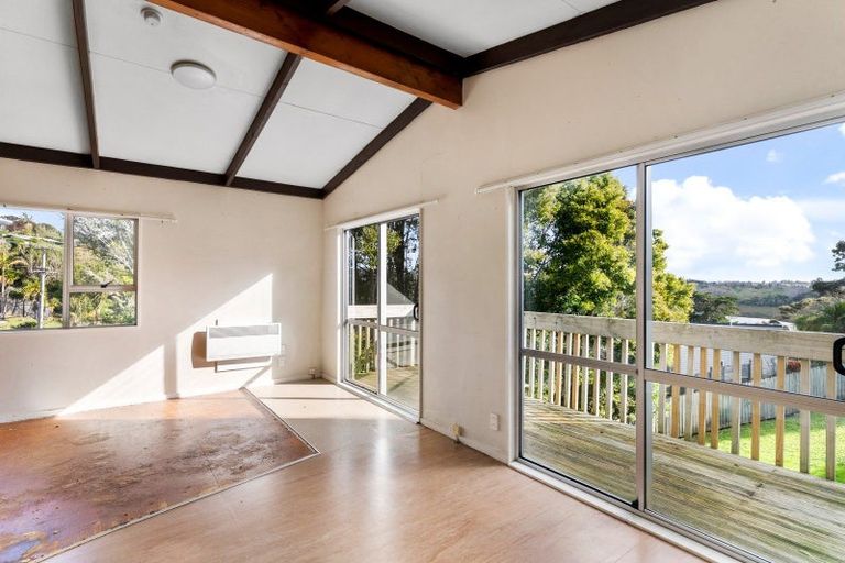 Photo of property in 11 Poplar Road, Stanmore Bay, Whangaparaoa, 0932
