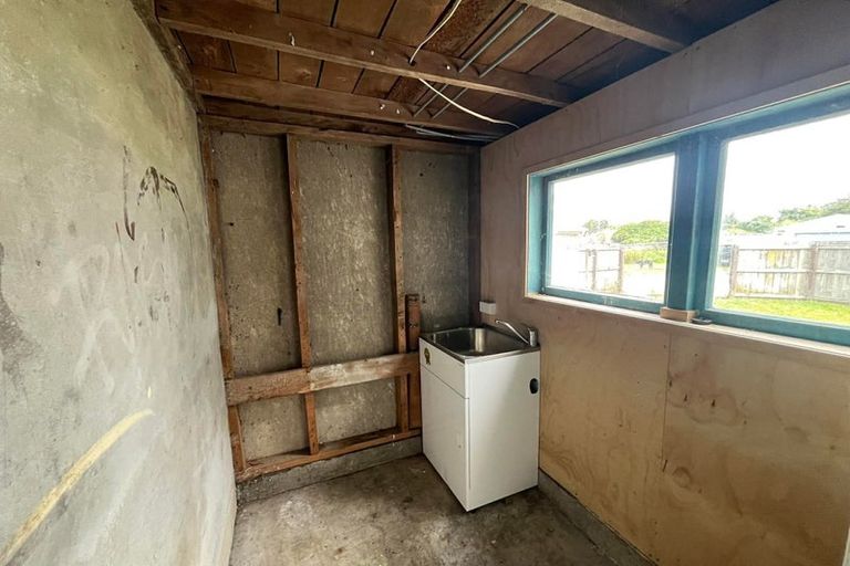 Photo of property in 11 Mahoe Street, Levin, 5510