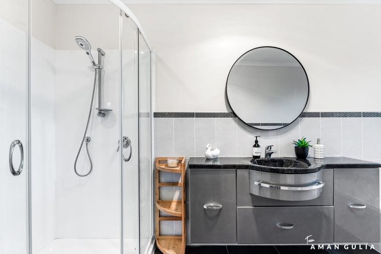 Photo of property in 135 Greenhithe Road, Greenhithe, Auckland, 0632