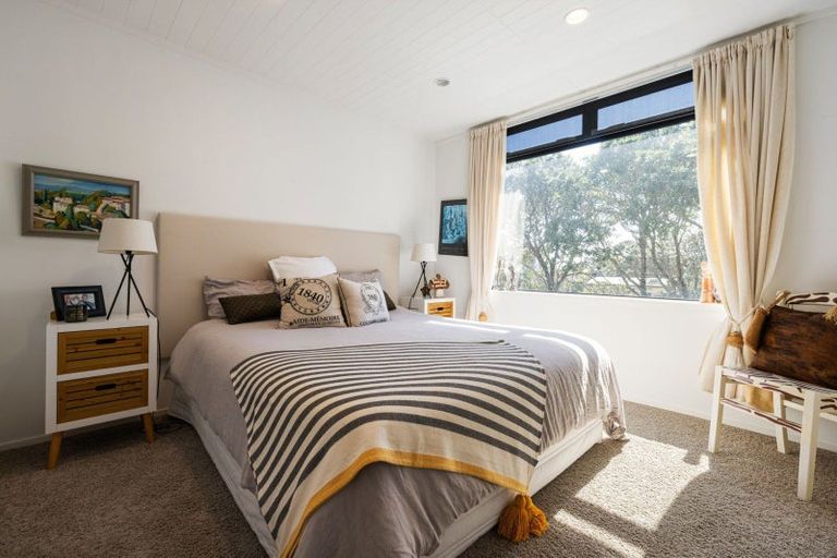 Photo of property in 112 Pohutukawa Crescent, Whangamata, 3620