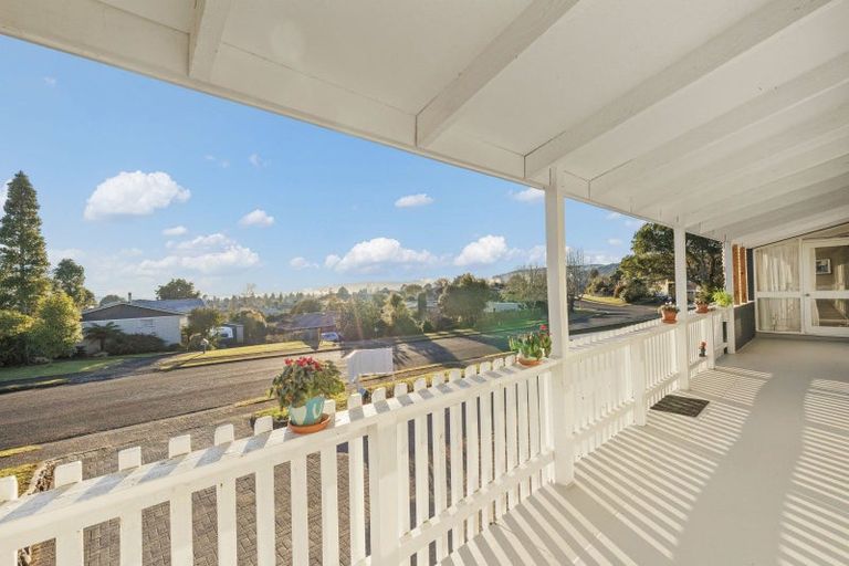 Photo of property in 9 Wychwood Crescent, Springfield, Rotorua, 3015