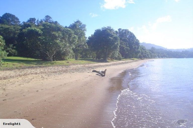 Photo of property in 95 Cornwallis Road, Cornwallis, Auckland, 0604