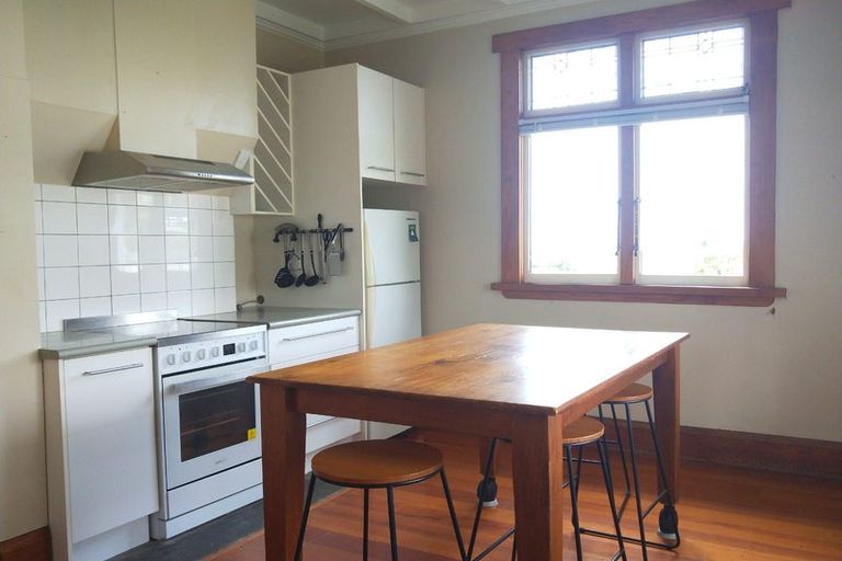 Photo of property in 4 Simla Terrace, Hospital Hill, Napier, 4110