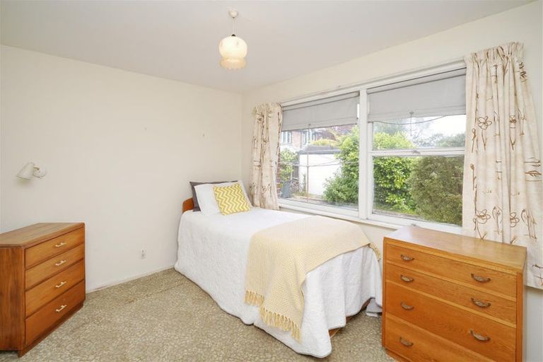 Photo of property in 2/6 Trist Place, Edgeware, Christchurch, 8013