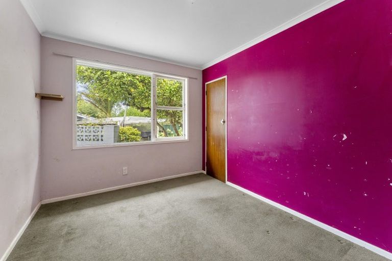 Photo of property in 5 Awatea Avenue, Paraparaumu, 5032