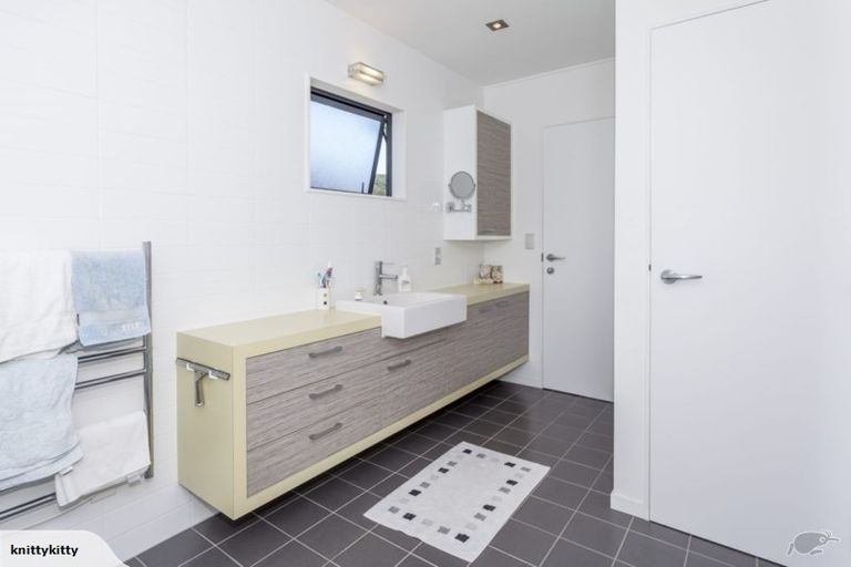 Photo of property in 3 Michelle Lane, Hahei, Whitianga, 3591