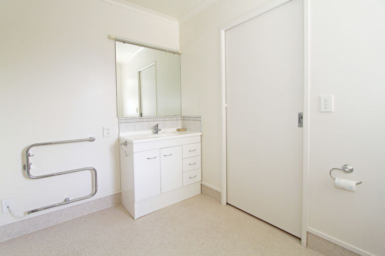 Photo of property in 26 Leon Street, Riverdale, Gisborne, 4010