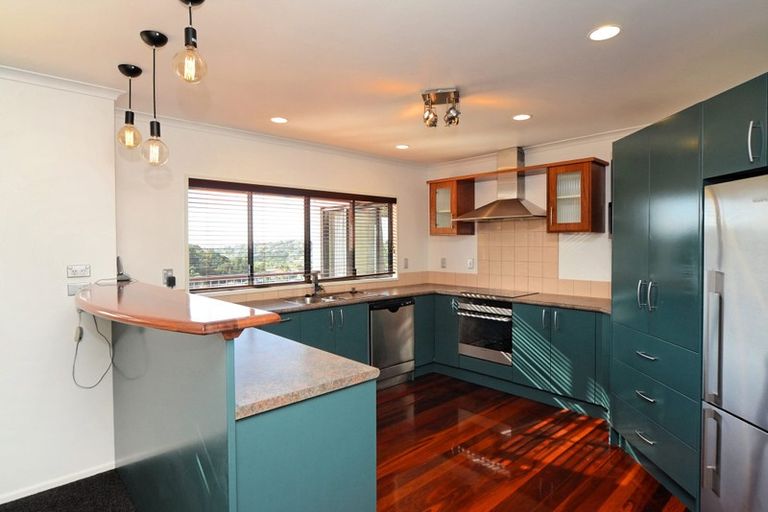 Photo of property in 7 Glenreagh Place, Torbay, Auckland, 0630