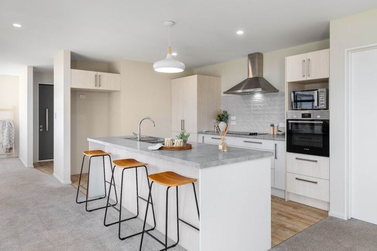 Photo of property in 5 Ruston Lane, Halswell, Christchurch, 8025