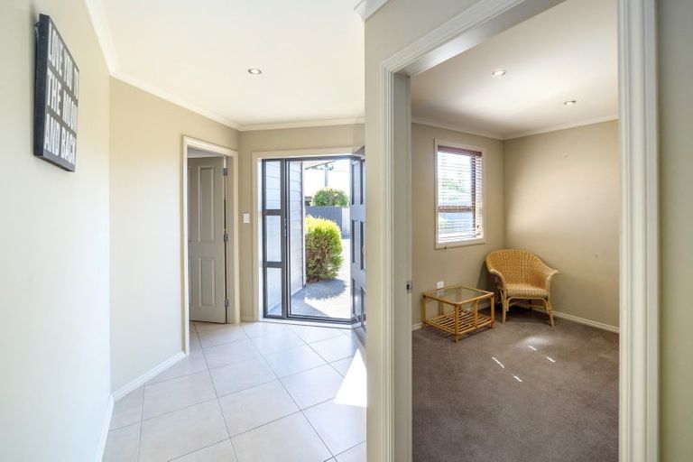 Photo of property in 41a Costley Street, Carterton, 5713