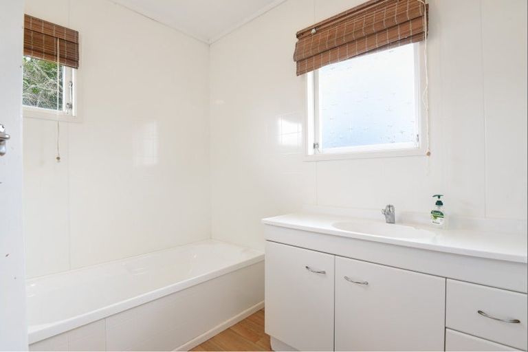 Photo of property in 5 Huia Street, Hillcrest, Rotorua, 3015