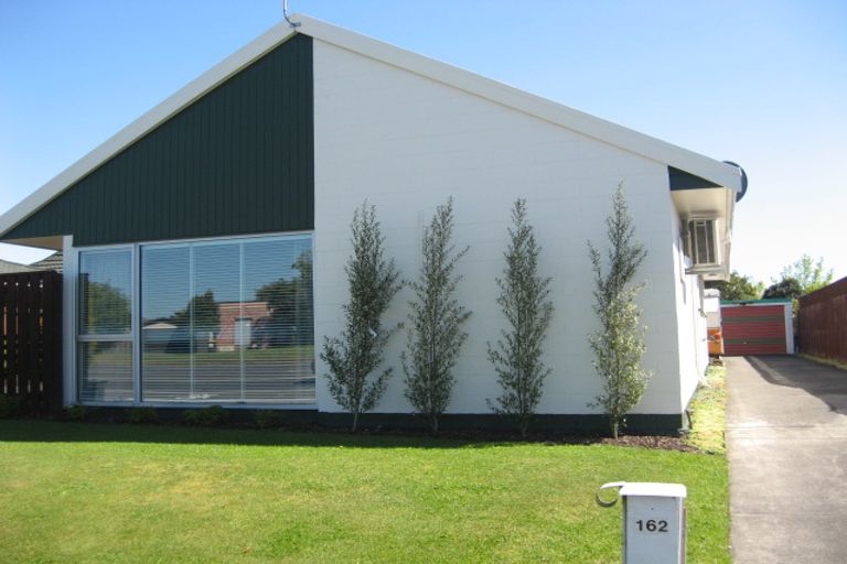 Photo of property in 1/162 Northcote Road, Northcote, Christchurch, 8052