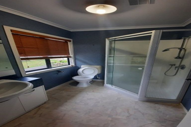 Photo of property in 10 Cinnabar Place, Westgate, Auckland, 0614