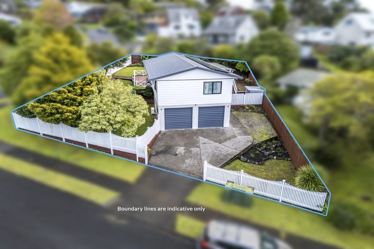 Photo of property in 50 Rhinevale Close, Henderson, Auckland, 0612