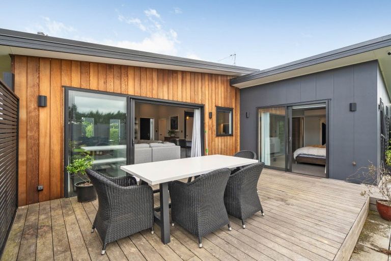 Photo of property in 21 Tuscan Lane, Martinborough, 5711