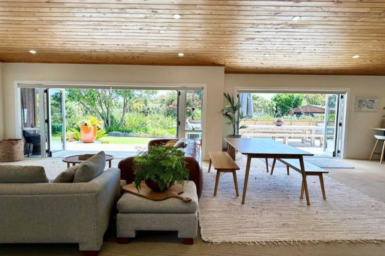 Photo of property in 38 Kawhero Drive, Kuaotunu, Whitianga, 3592