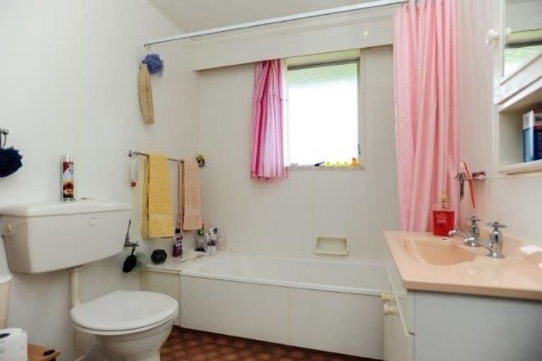 Photo of property in 2/1003 Konini Street, Mahora, Hastings, 4120