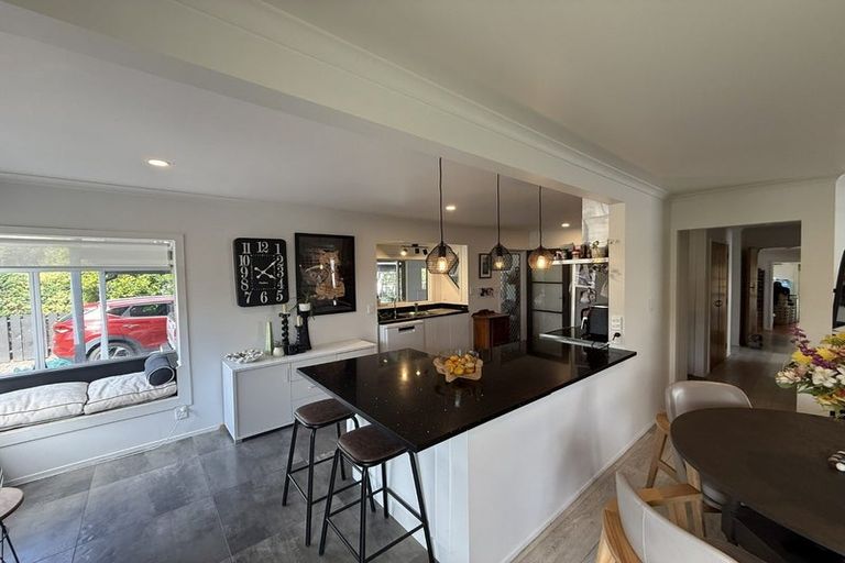 Photo of property in 5 Shearwater Street, One Tree Point, 0118